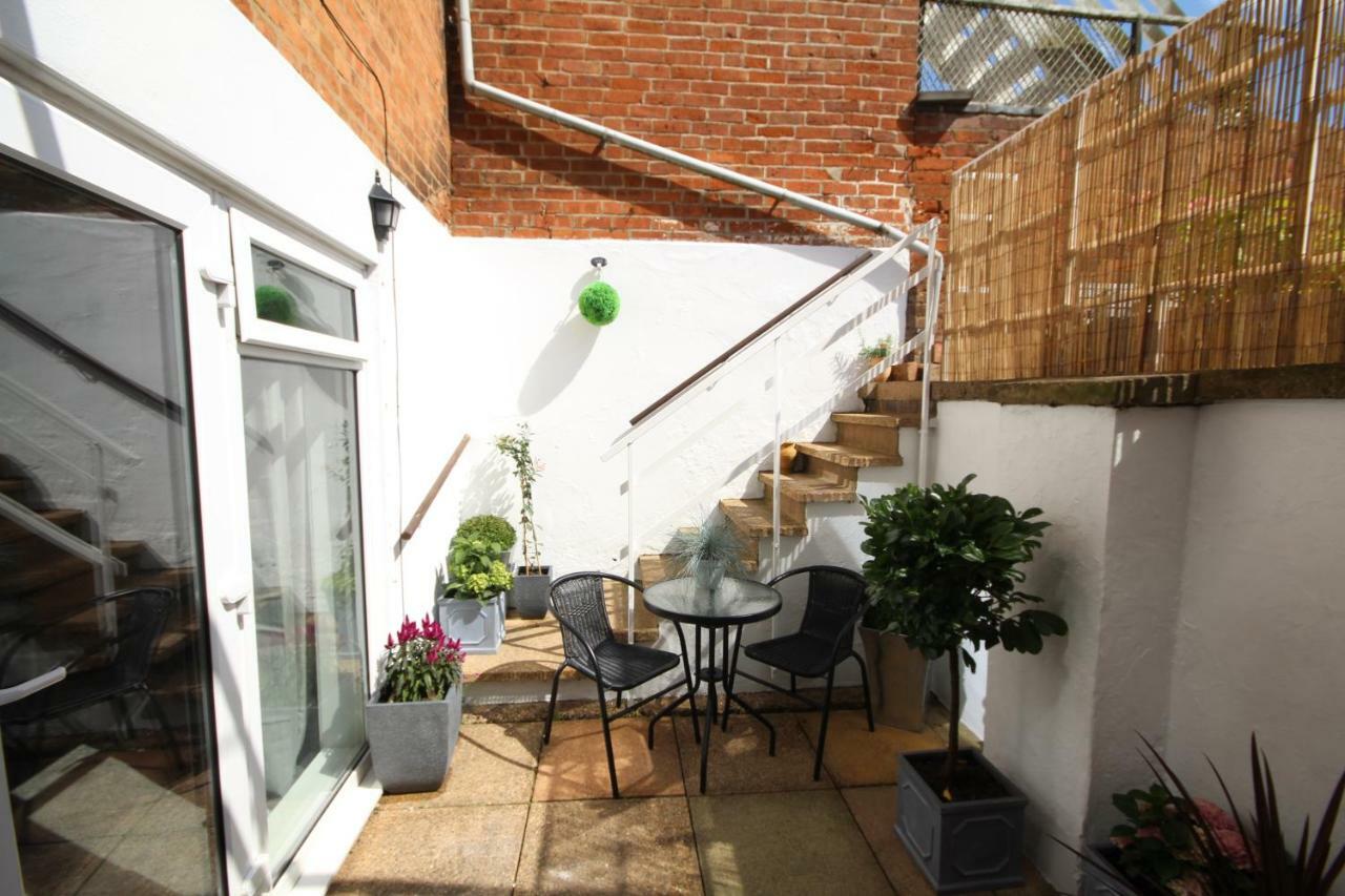 The Courtyard Apartment Leamington Spa Esterno foto